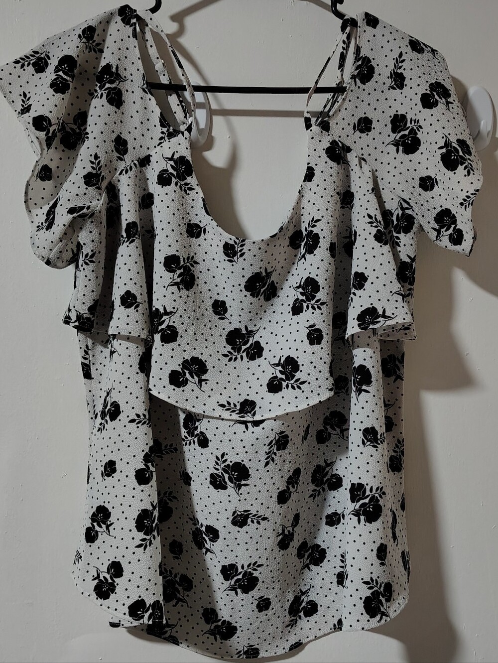 Bobeau Black & White Floral Cold Shoulder Blouse